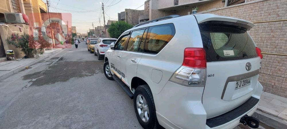 تۆیۆتا لاندكروزر پرادۆ